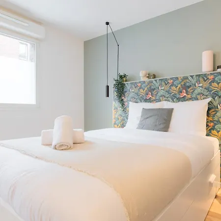 Appartement Wazemmes - Functional With Parking Space! *