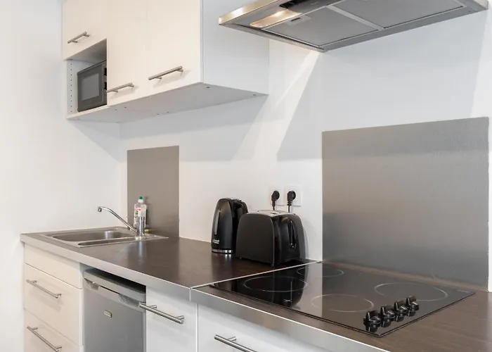 Wazemmes - Functional With Parking Space! Rijsel