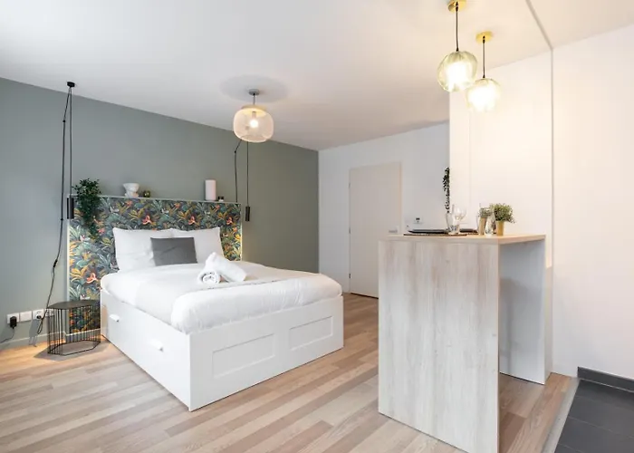 Apartment Wazemmes - Functional With Parking Space!