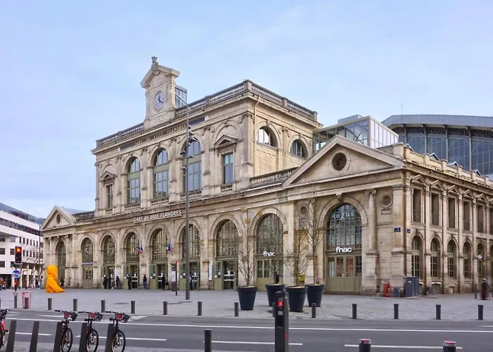 Apartment Wazemmes - Functional With Parking Space! Lille
